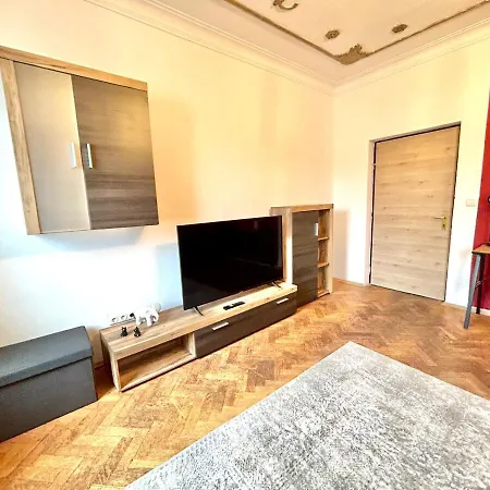 Apartment Honor - Urban Peace
