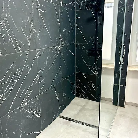 Honor - Urban Neu Renoviert * Linz