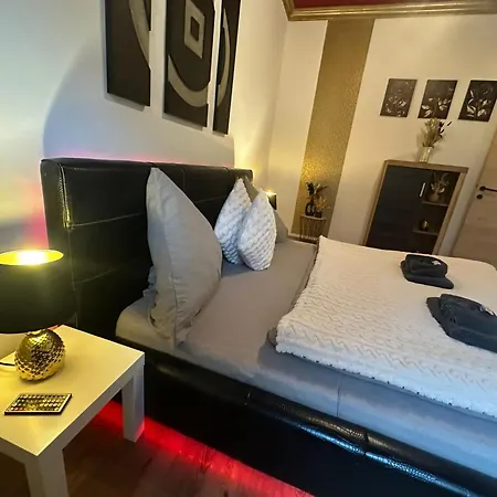 Honor - Urban Neu Renoviert Apartment *