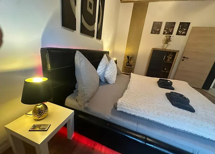 Honor - Urban Neu Renoviert Lägenhet *