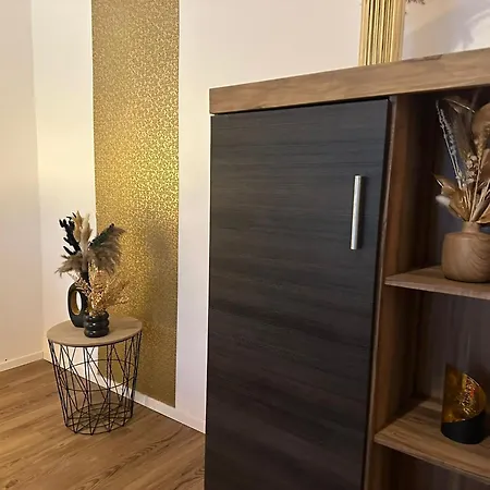 Apartman Honor - Urban Neu Renoviert
