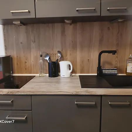 Honor - Urban Neu Renoviert Apartman *